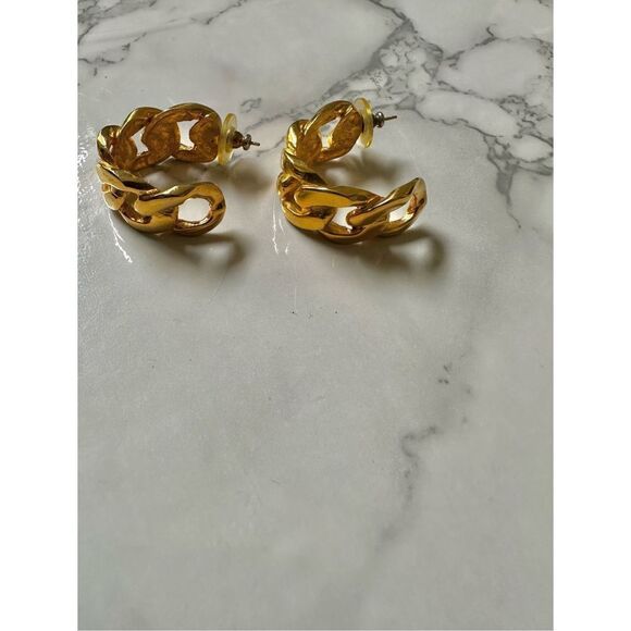 Gold tone braided link hoop earrings - Picture 6 of 9